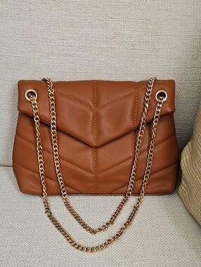 Urban Expressions Quilted Shoulder Bag in Cognac with Gold Chain